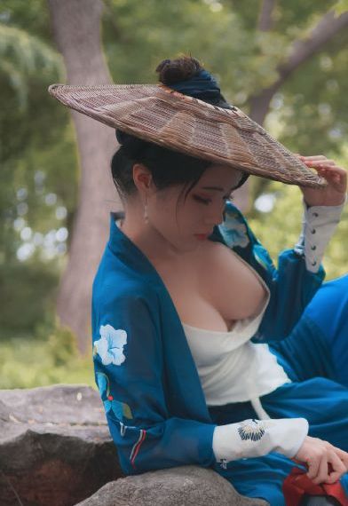 健身房里被教练c到呻吟视频_4K超清免费观看